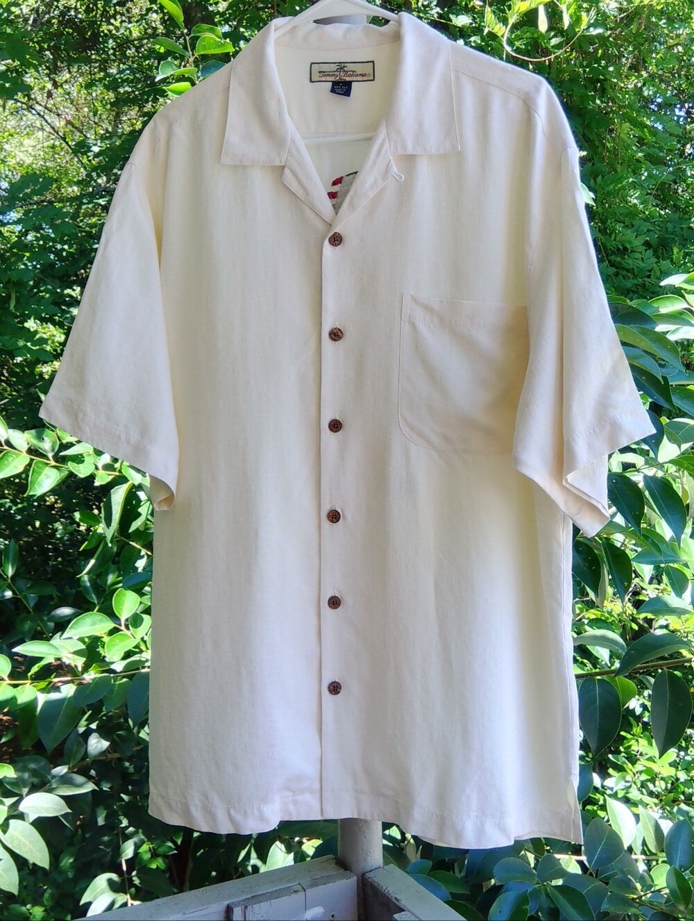 Tommy Bahama Silk Flag Tropical Collar Button down Shirt